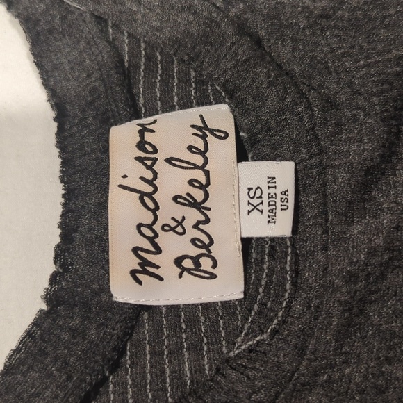 Madison & Berkeley Hot Mess Tank Top Gray  XS - Picture 2 of 5